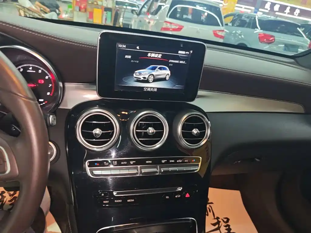 Mercedes-Benz GLC — миниатюра 13