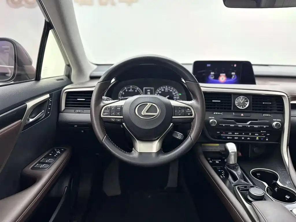 Lexus RX — миниатюра 7
