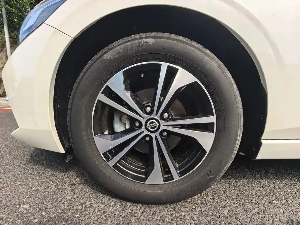 Nissan Sylphy — миниатюра 15