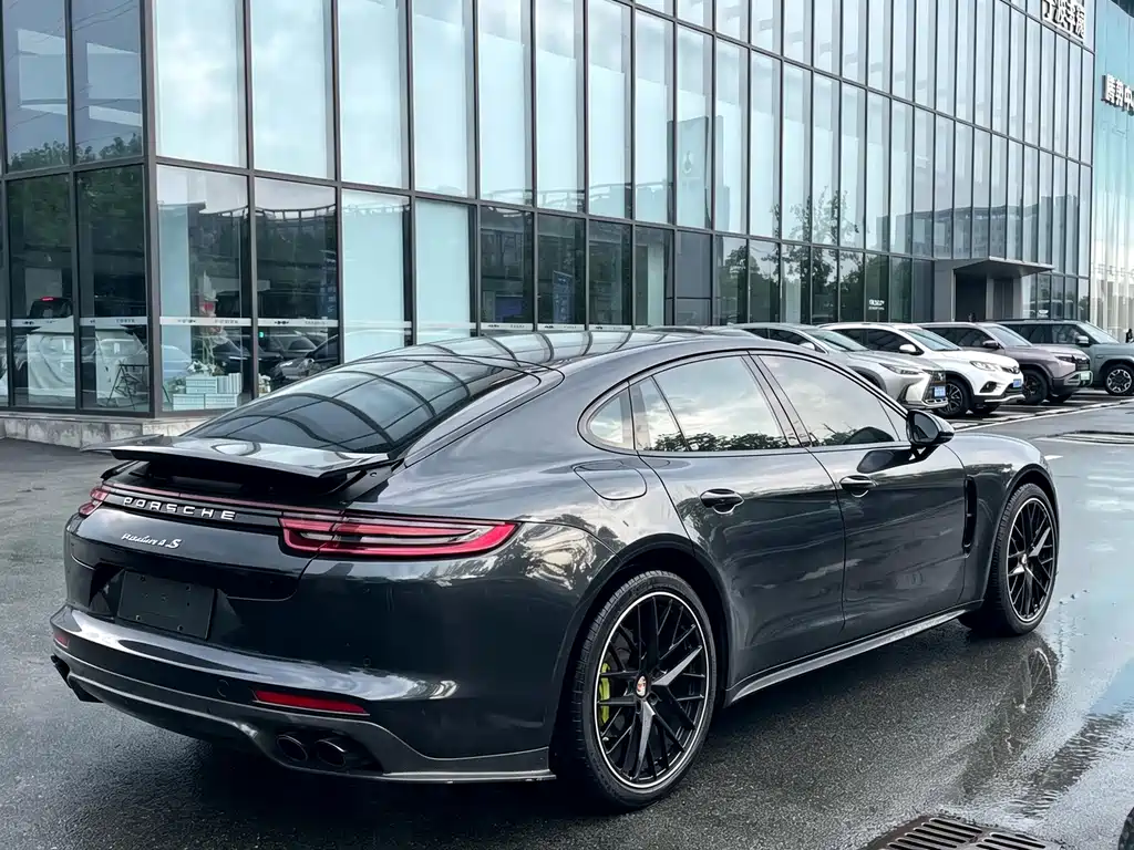 Porsche Panamera — миниатюра 21