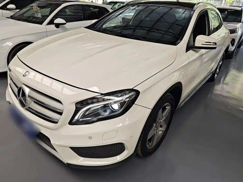 Mercedes-Benz GLA (Import) — миниатюра 2