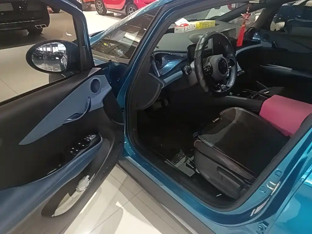 BYD Dolphin — миниатюра 16