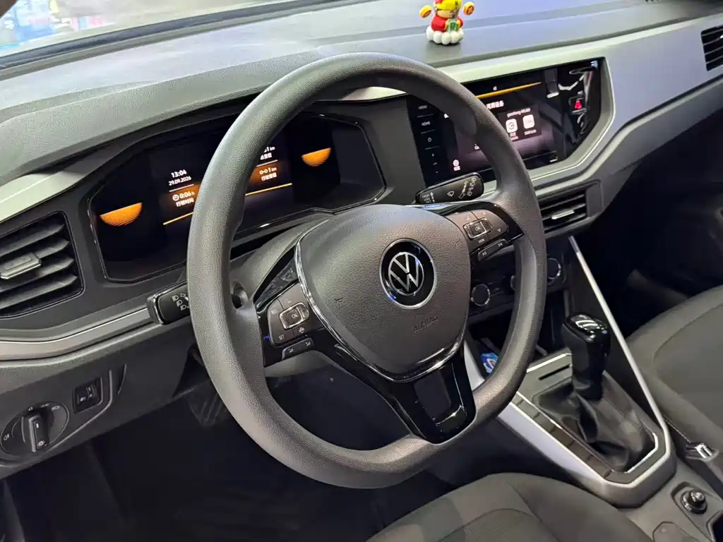 Volkswagen Polo — миниатюра 8