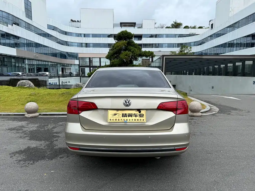 Volkswagen Bora — миниатюра 9