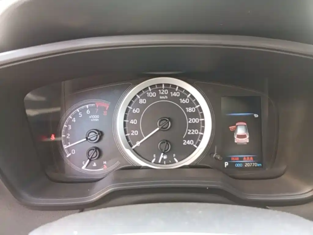 Toyota Corolla Cross — миниатюра 12