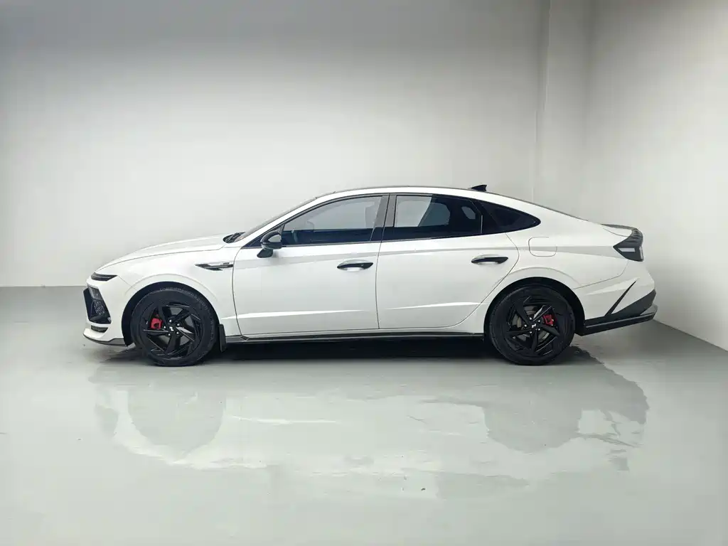 Hyundai Sonata — миниатюра 5