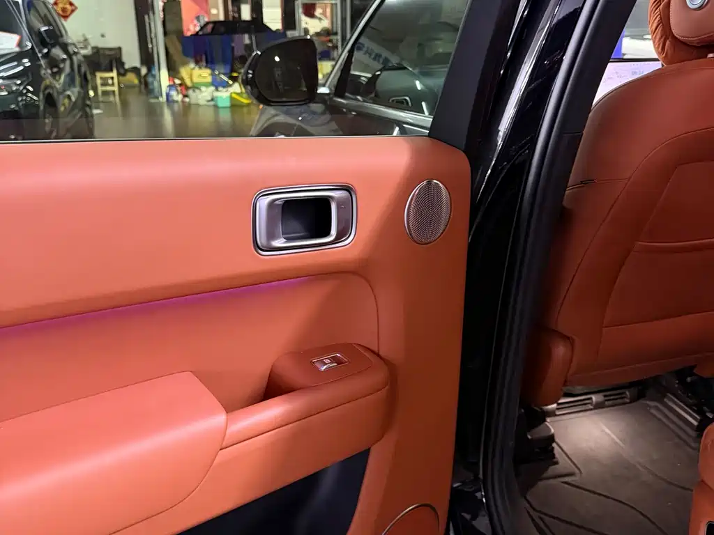 Li Auto Li L8 — миниатюра 8
