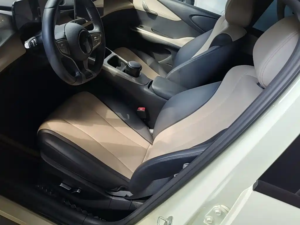 BYD Dolphin — миниатюра 15