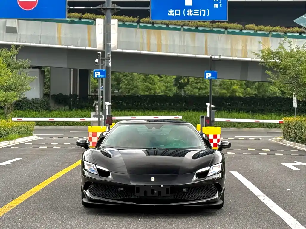 Ferrari 296