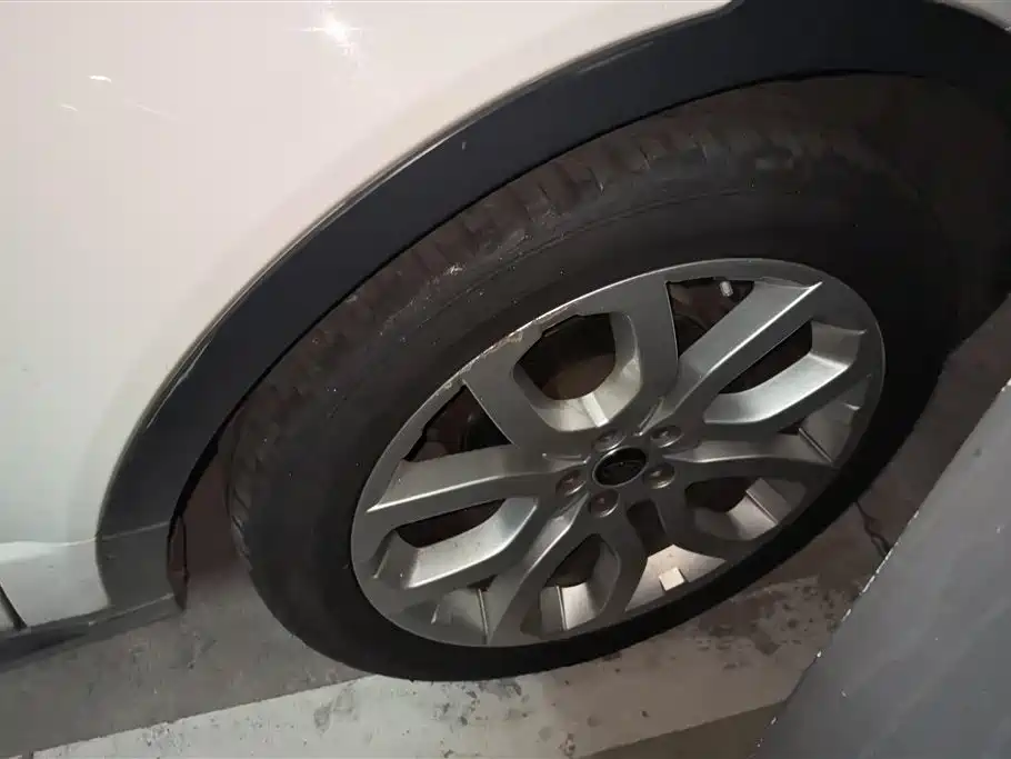 Land Rover Range Rover Evoque 2013 2.0T 5