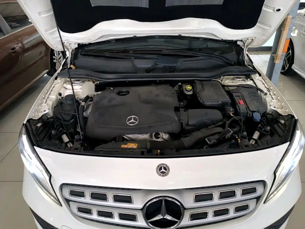 Mercedes-Benz GLA — миниатюра 20