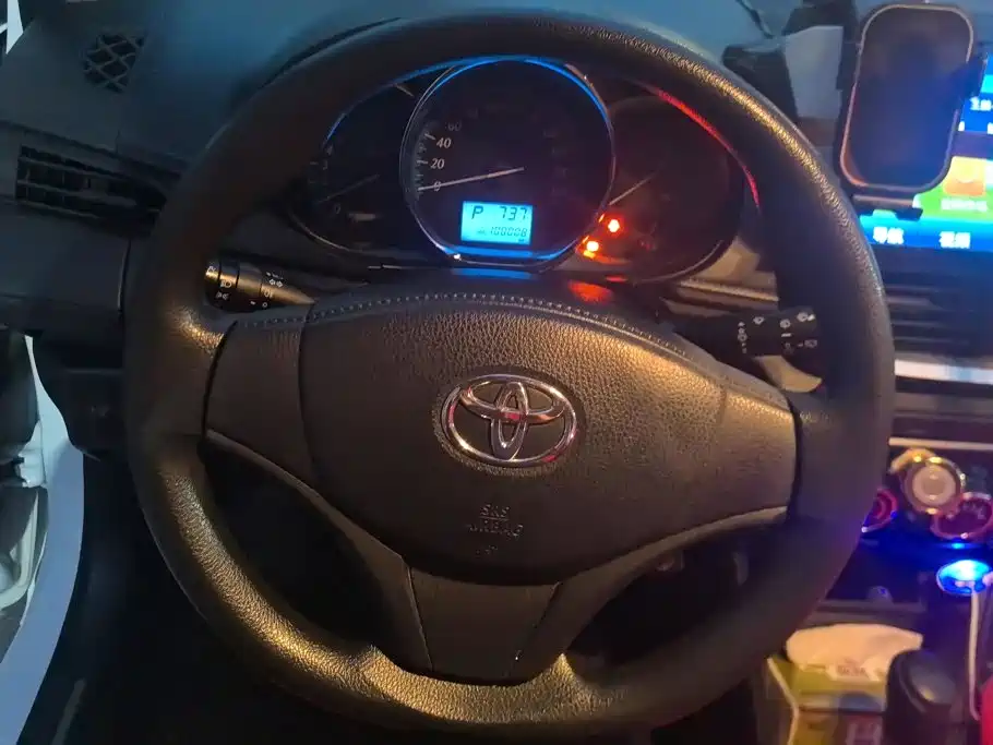 Toyota Yaris L — миниатюра 15