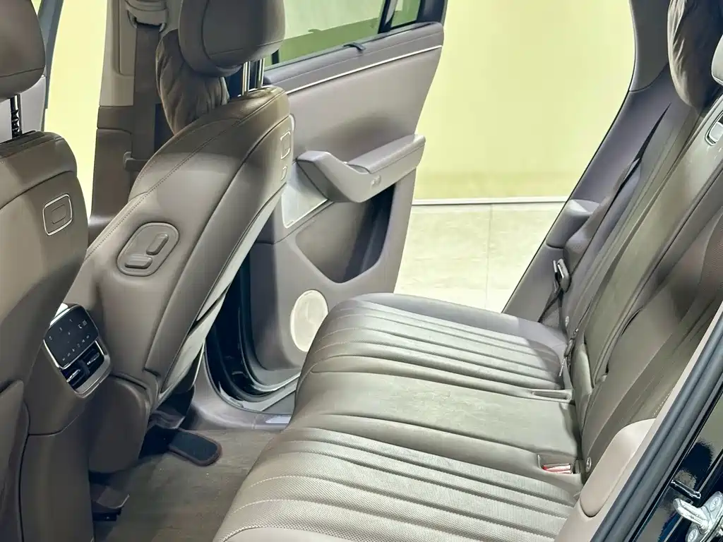 AITO AITO M7 — миниатюра 5