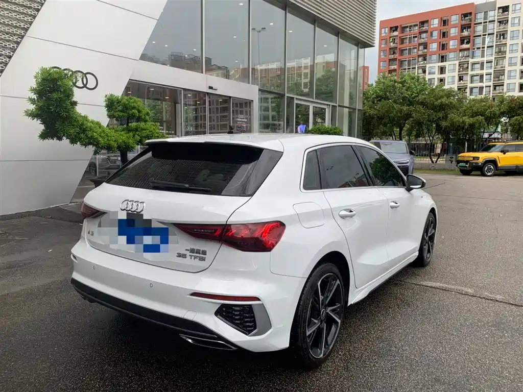 Audi A3 2023 Sportback 35 TFSI Fashion Sport