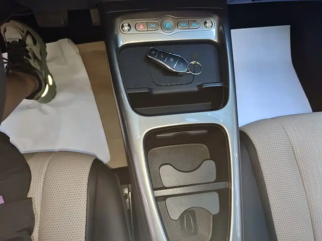 BYD Dolphin — миниатюра 14