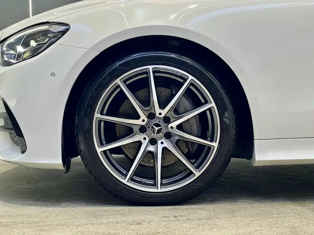 Mercedes-Benz E-Class (Import) — миниатюра 22