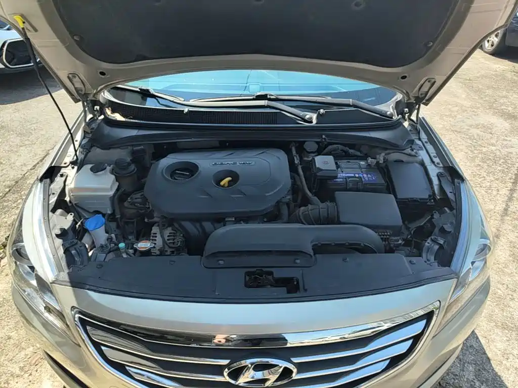 Hyundai Mistra — миниатюра 20