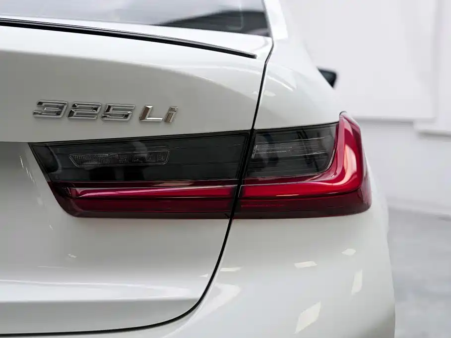 BMW 3 Series — миниатюра 15
