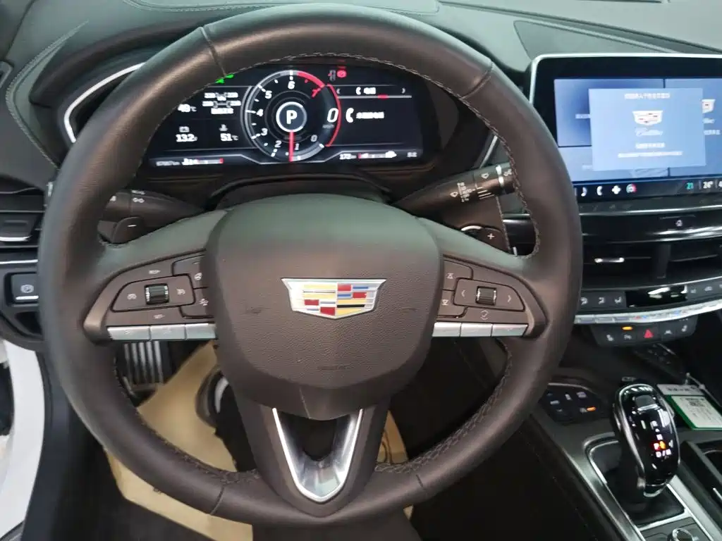 Cadillac CT5 — миниатюра 4