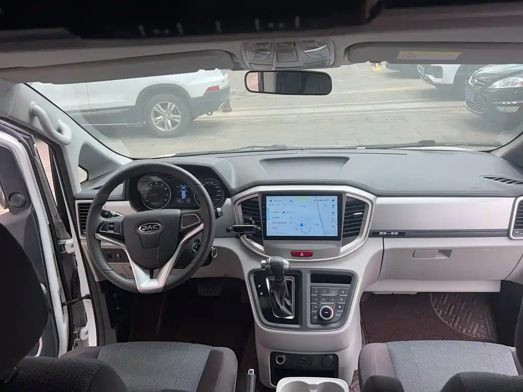 JAC Refine Refine M4 — миниатюра 9