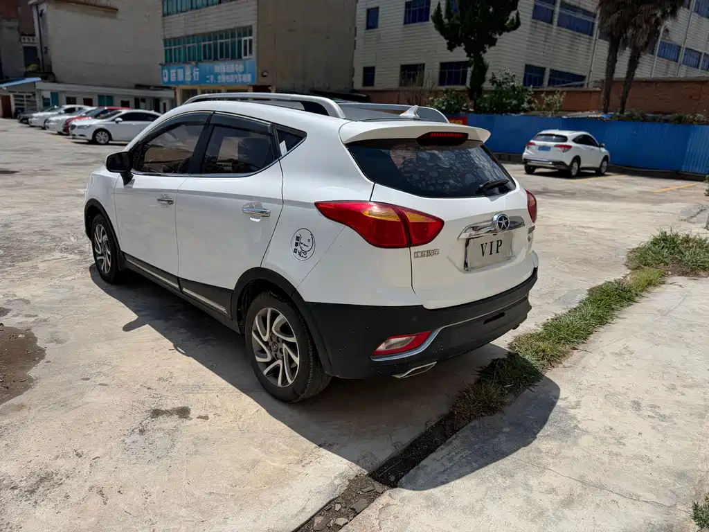 JAC S3 2016 1.5L MT Luxury