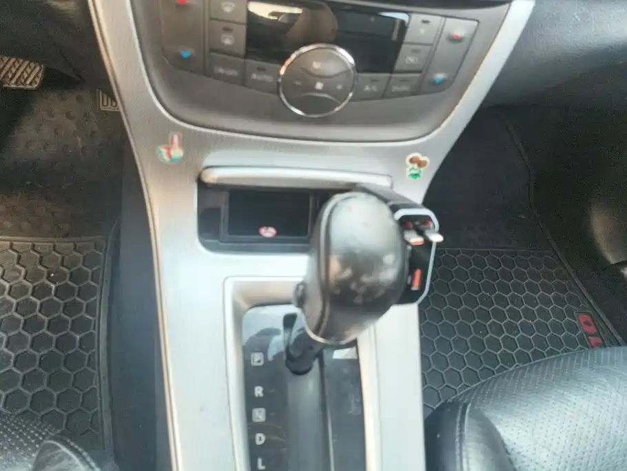 Nissan Sylphy — миниатюра 16