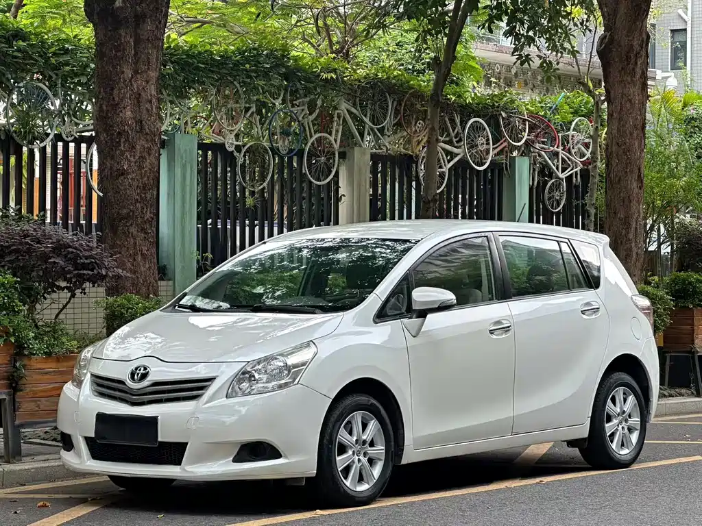Купить Toyota Verso
