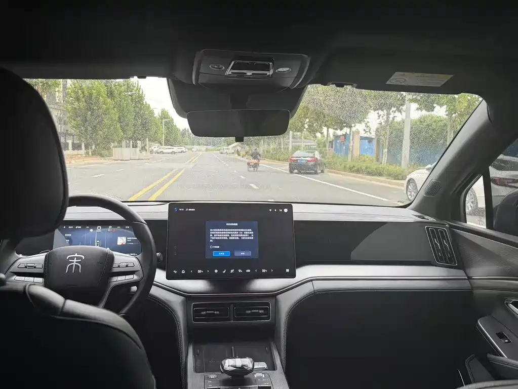 BYD L DM-i — миниатюра 5