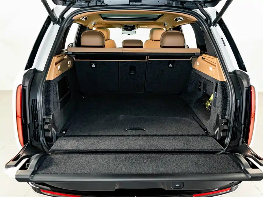 Land Rover Range Rover — миниатюра 24