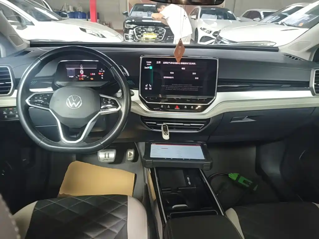 Volkswagen ID.6 Crozz — миниатюра 10