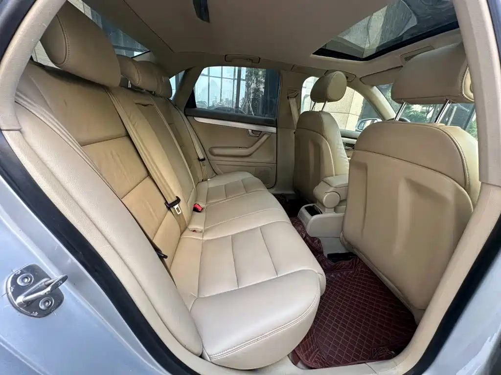 Audi A4 — миниатюра 13