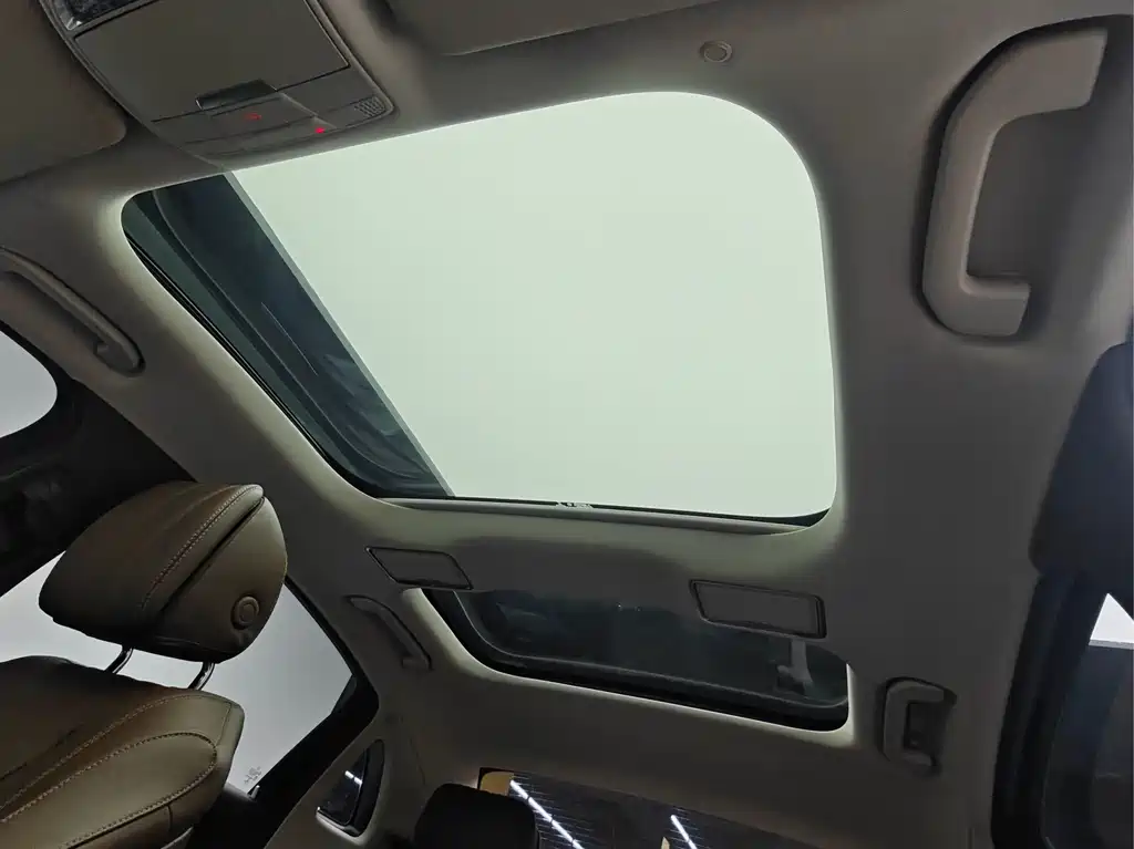 Mercedes-Benz E-Class E 260 L, фото 13