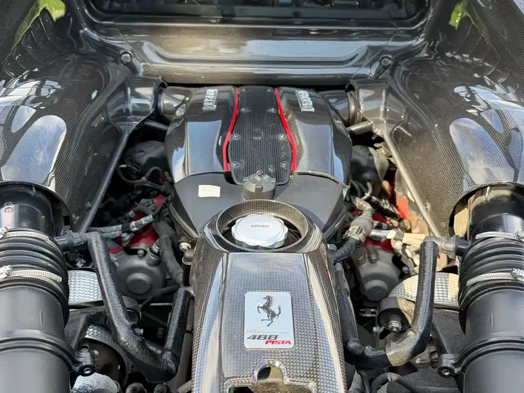 Ferrari 488 488 Pista, фото 3