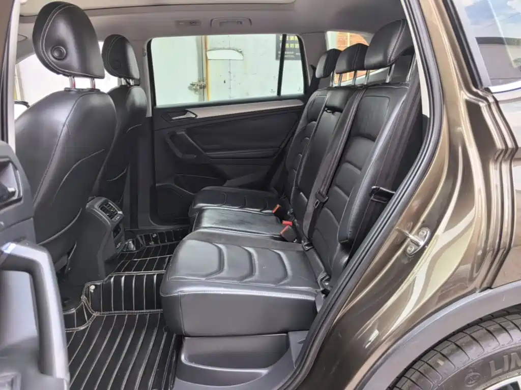 Volkswagen Tiguan L — миниатюра 17