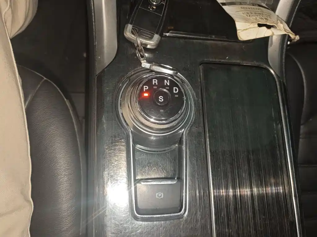 Ford Mondeo — миниатюра 14
