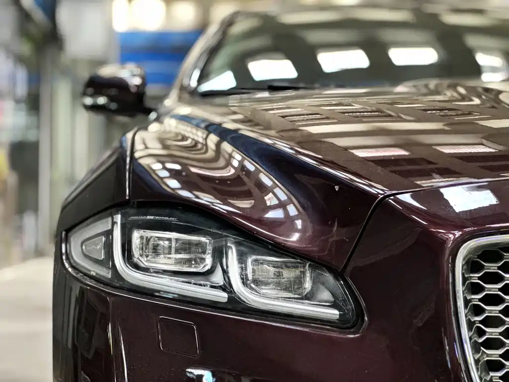 Jaguar XJ — миниатюра 8