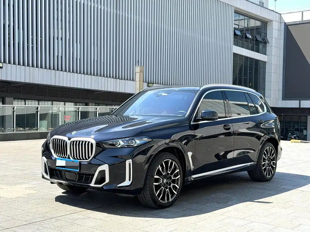 BMW X5 2023 xDrive 40Li M Sport