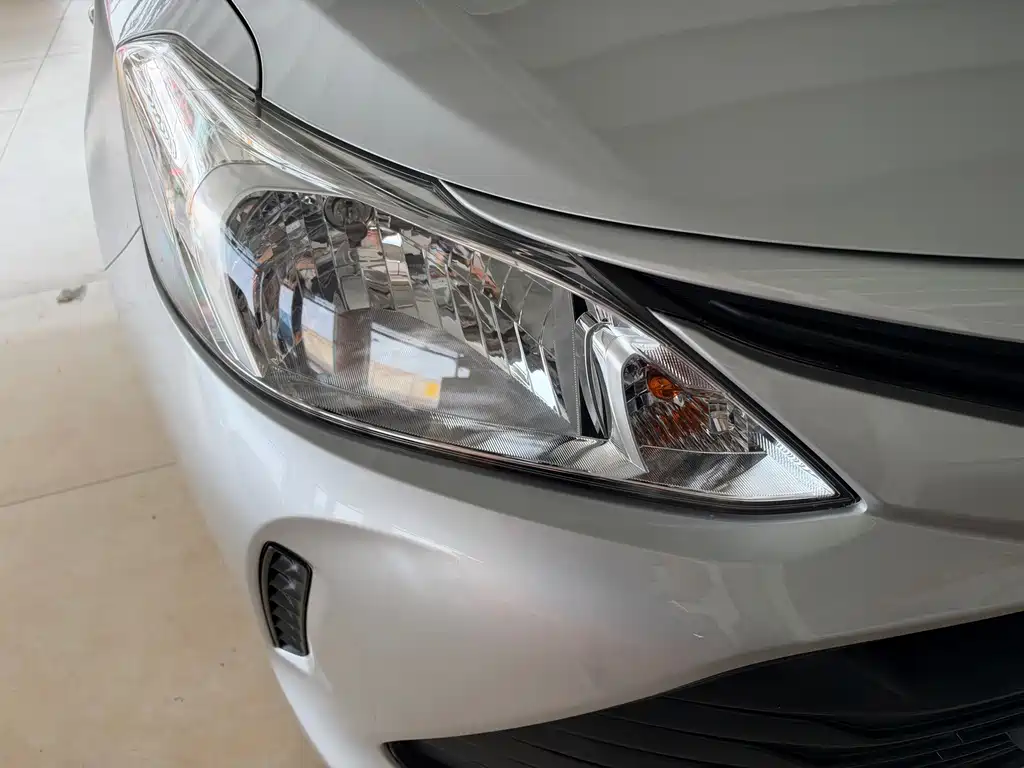 Toyota Vios — миниатюра 8