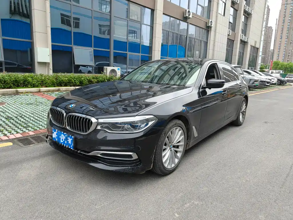 Купить BMW 5 Series