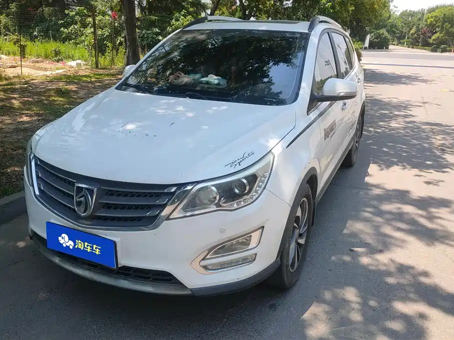 Baojun 560 2016