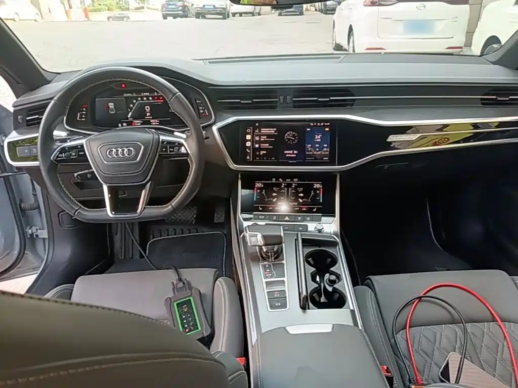Audi A7L — миниатюра 10