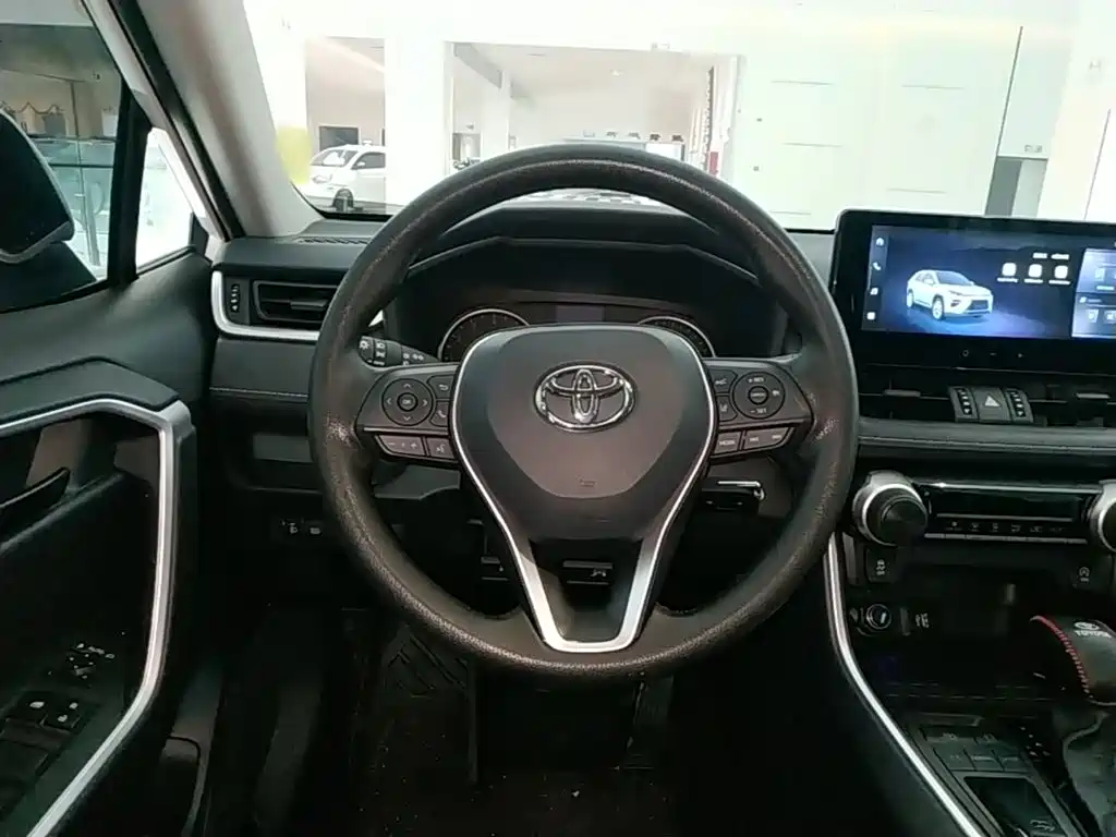Toyota Wildlander 2024 2.0L CVT Lead