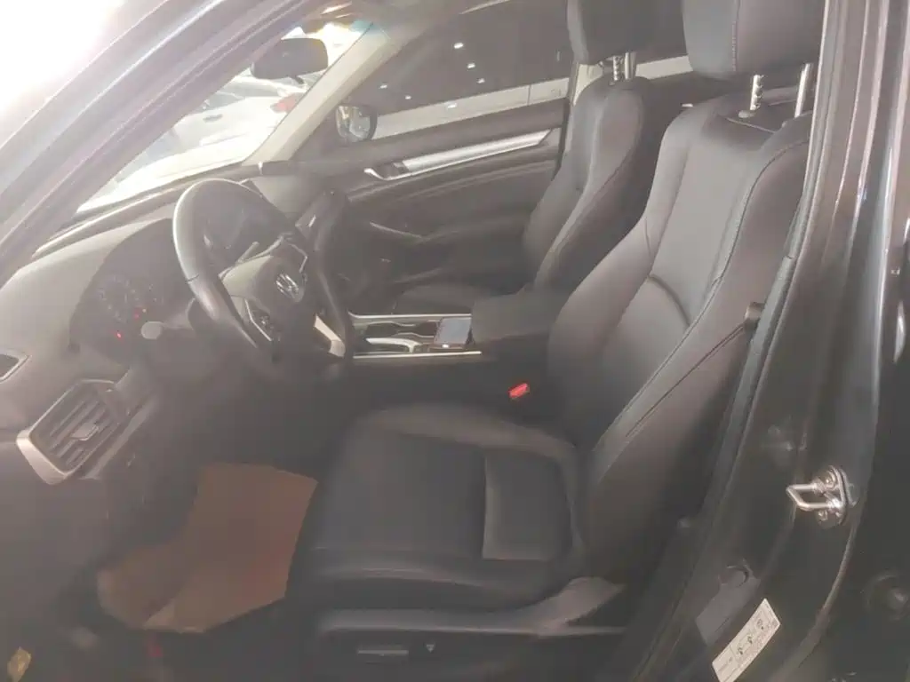 Honda Accord — миниатюра 15