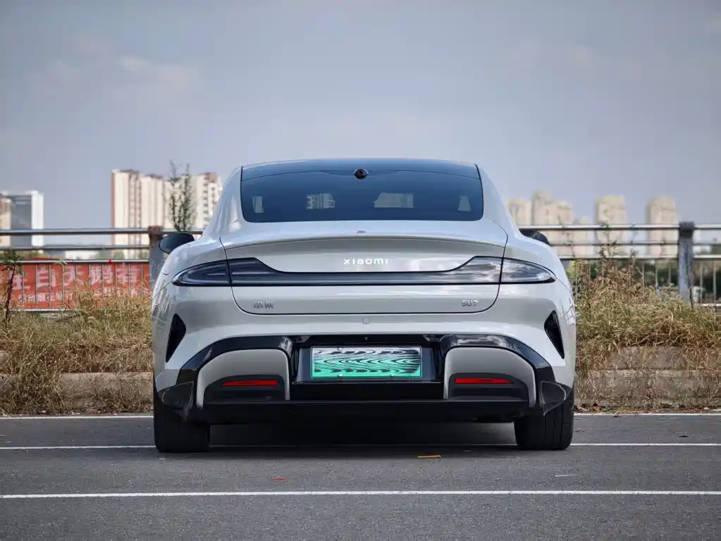 Xiaomi SU7 — миниатюра 8