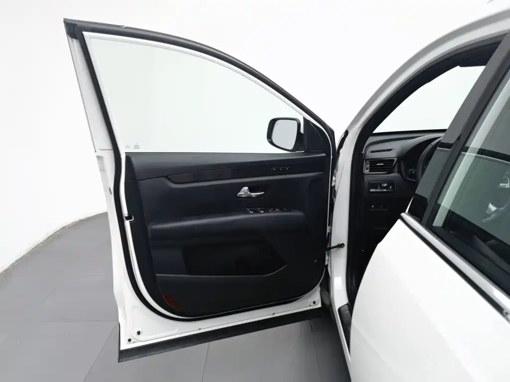 Kia KX7 — миниатюра 8