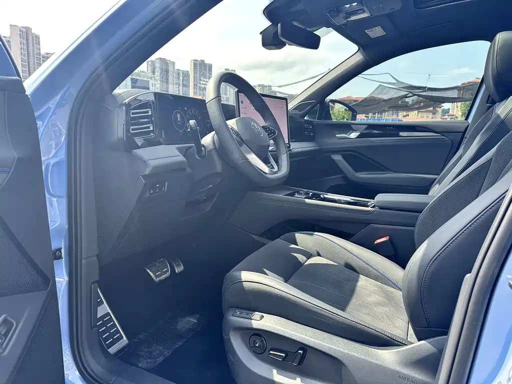 Volkswagen Tiguan L — миниатюра 4