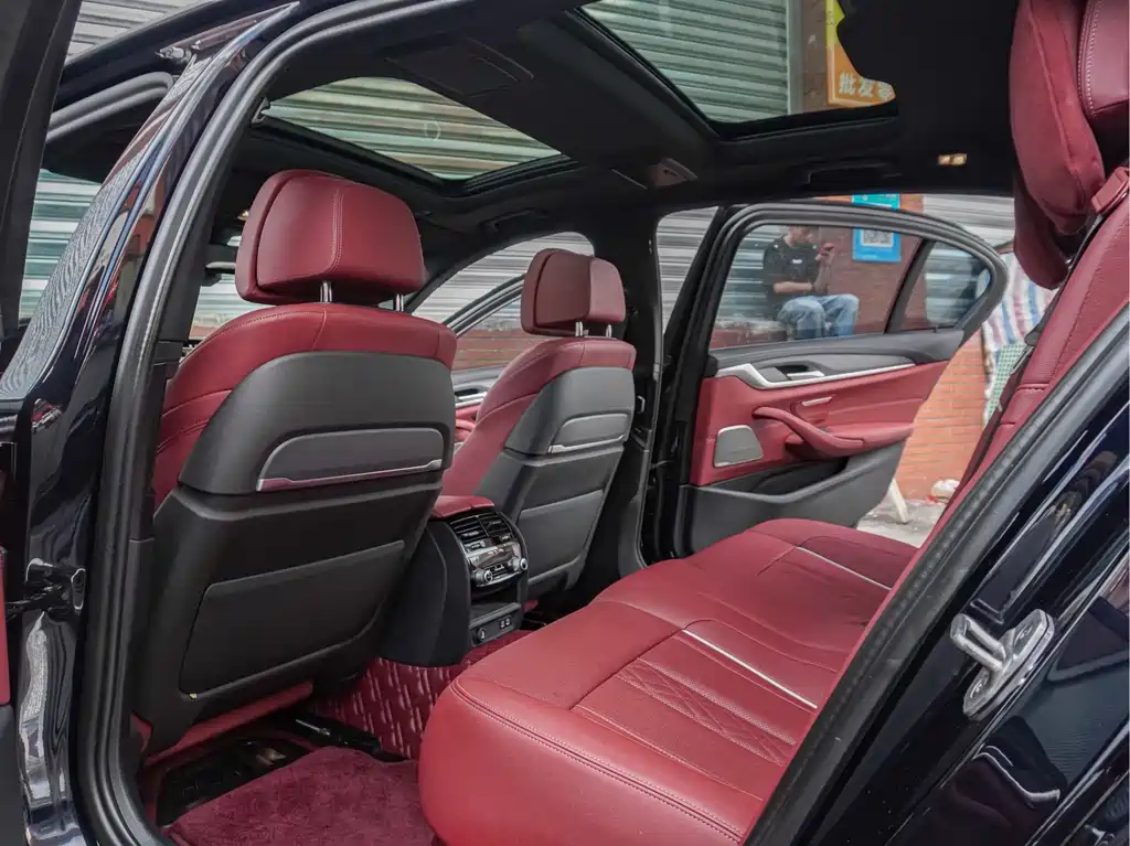BMW 5 Series — миниатюра 28