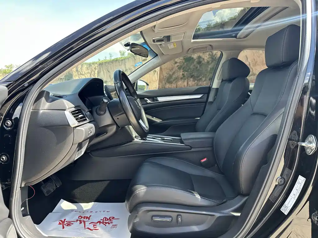 Honda Accord 2018 260TURBO Elite VI