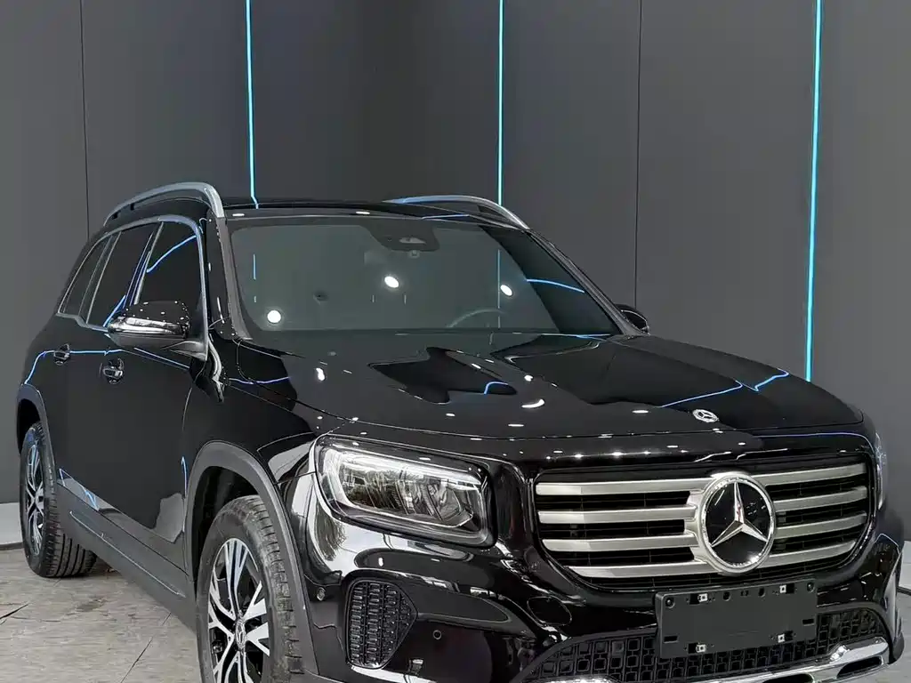 Mercedes-Benz GLB — миниатюра 3