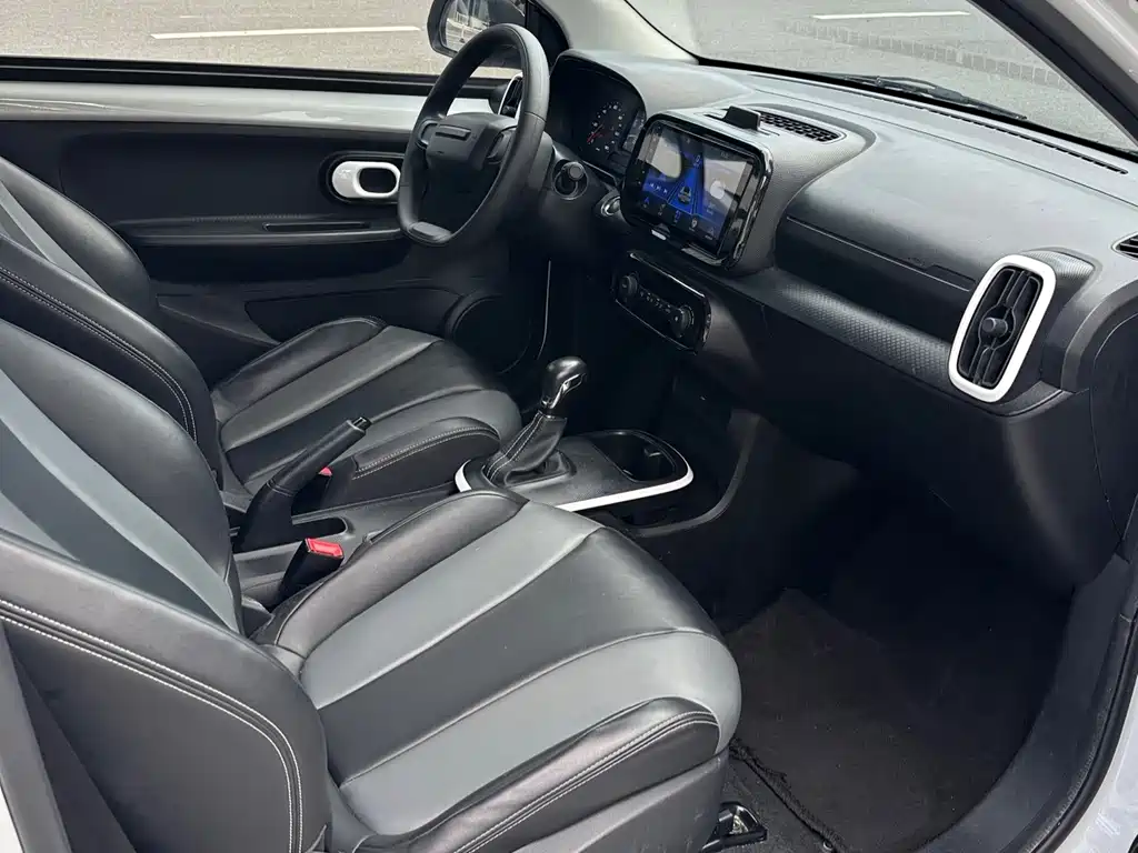 Roewe Clever — миниатюра 9
